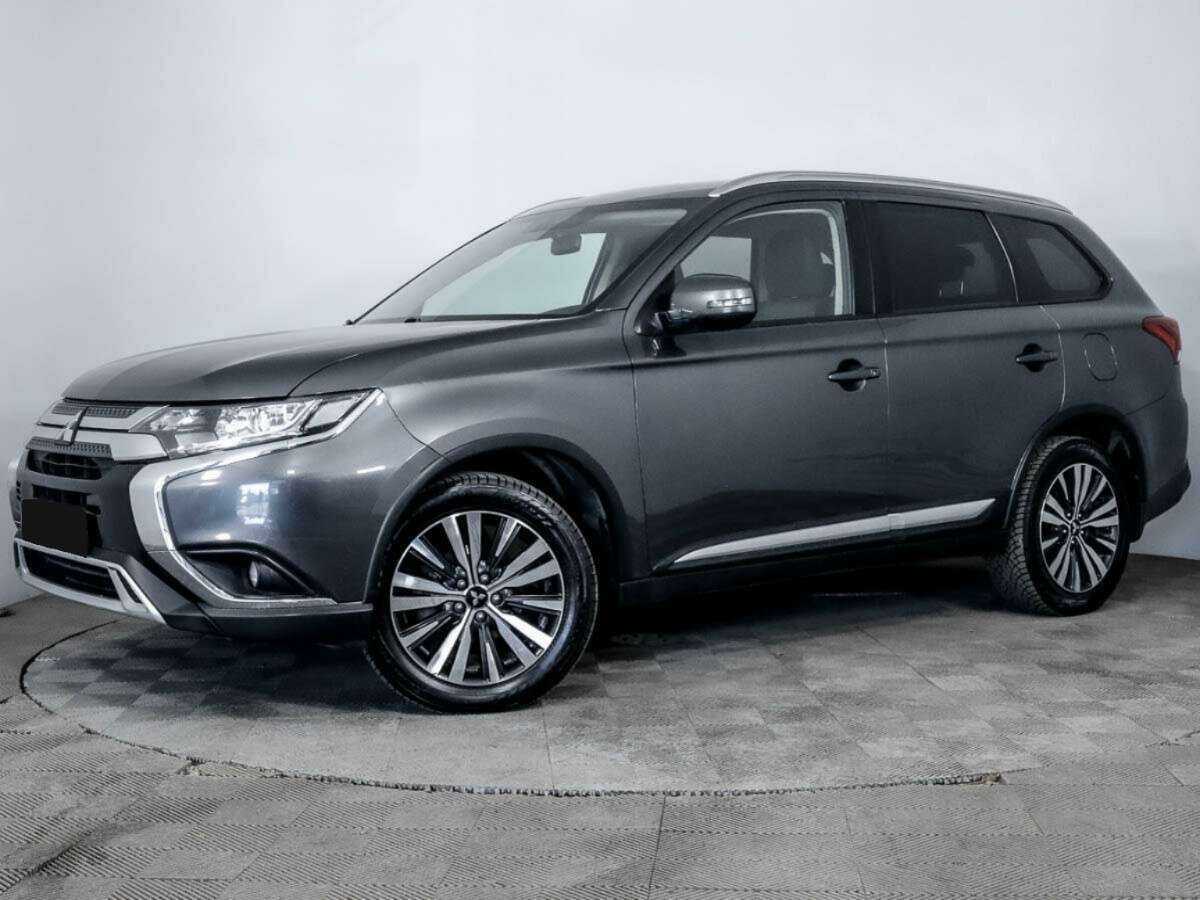 Mitsubishi Outlander 2018 года с пробегом. Фото: #0