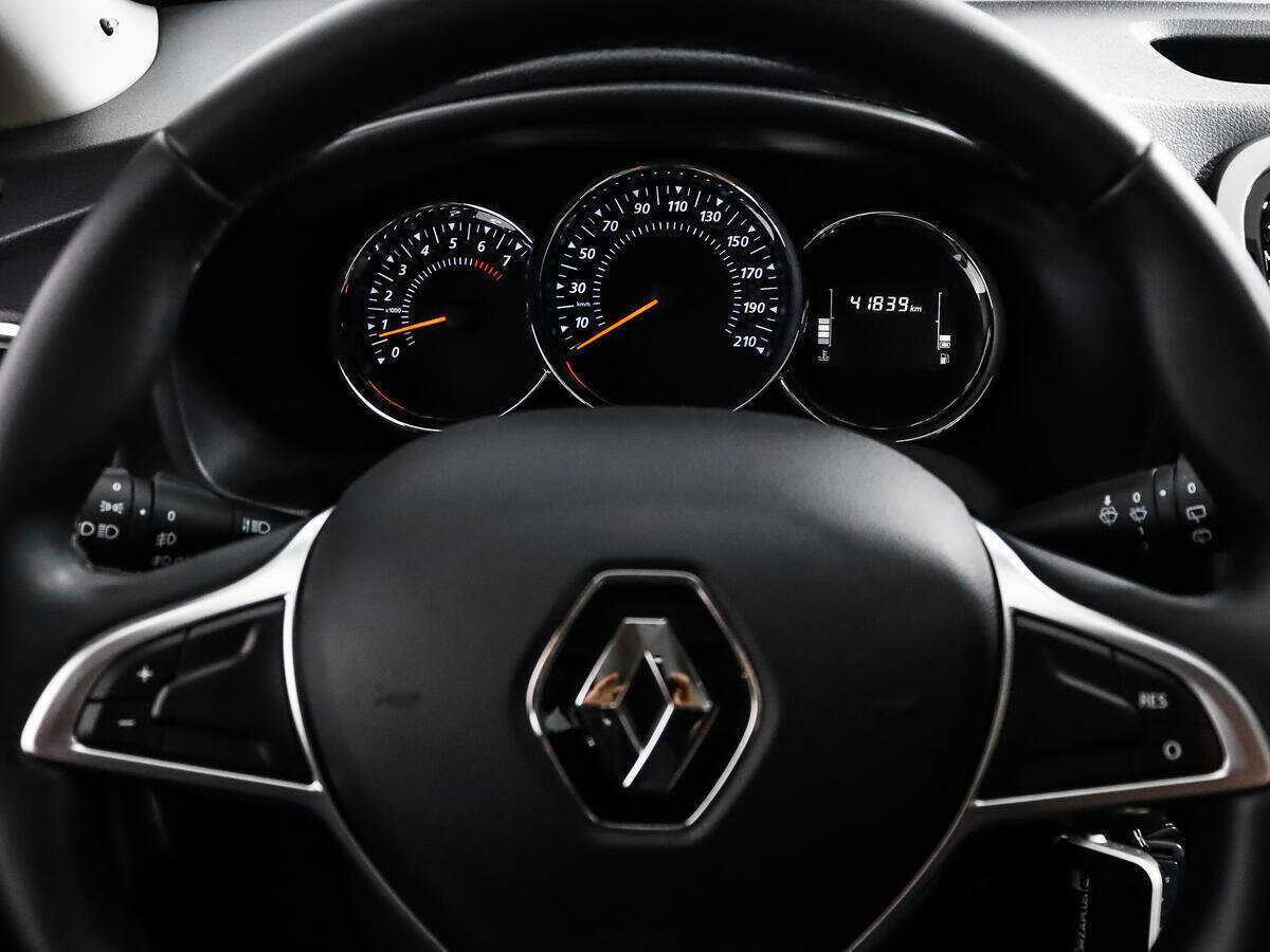 Renault Sandero 2019 года с пробегом. Фото: #14