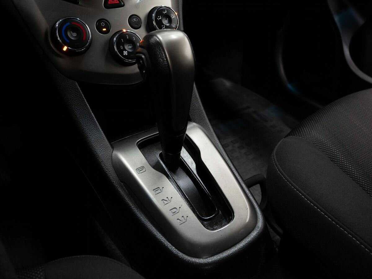 Chevrolet Aveo 2014 года с пробегом. Фото: #20