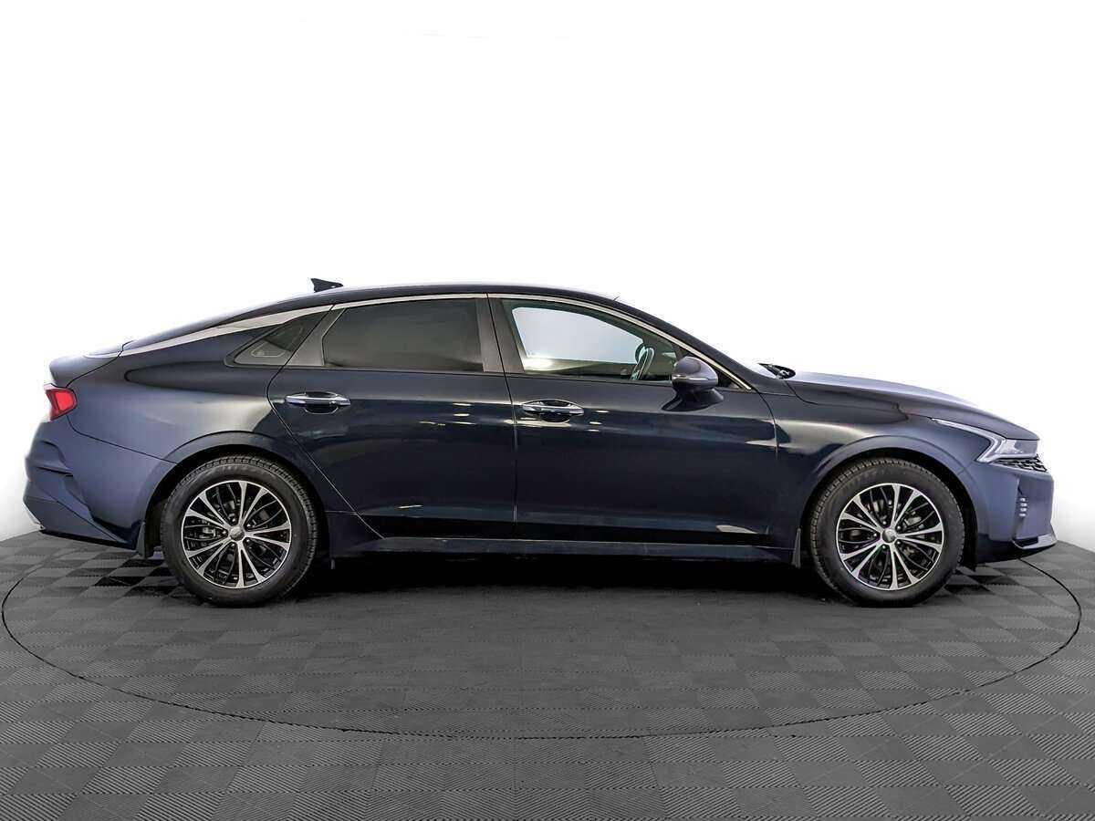 Kia K5 2021 года с пробегом. Фото: #3