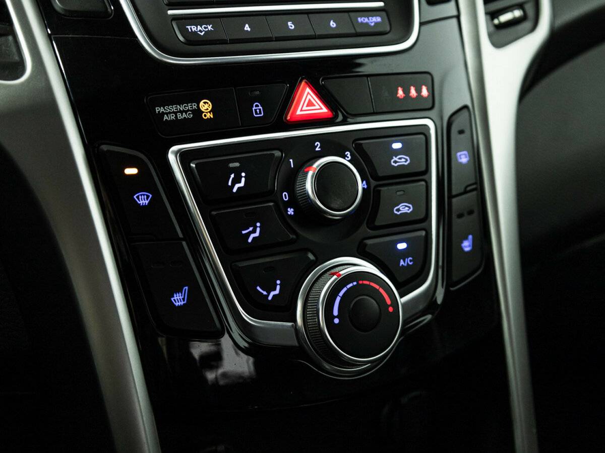 Hyundai i30 2015 года с пробегом. Фото: #14