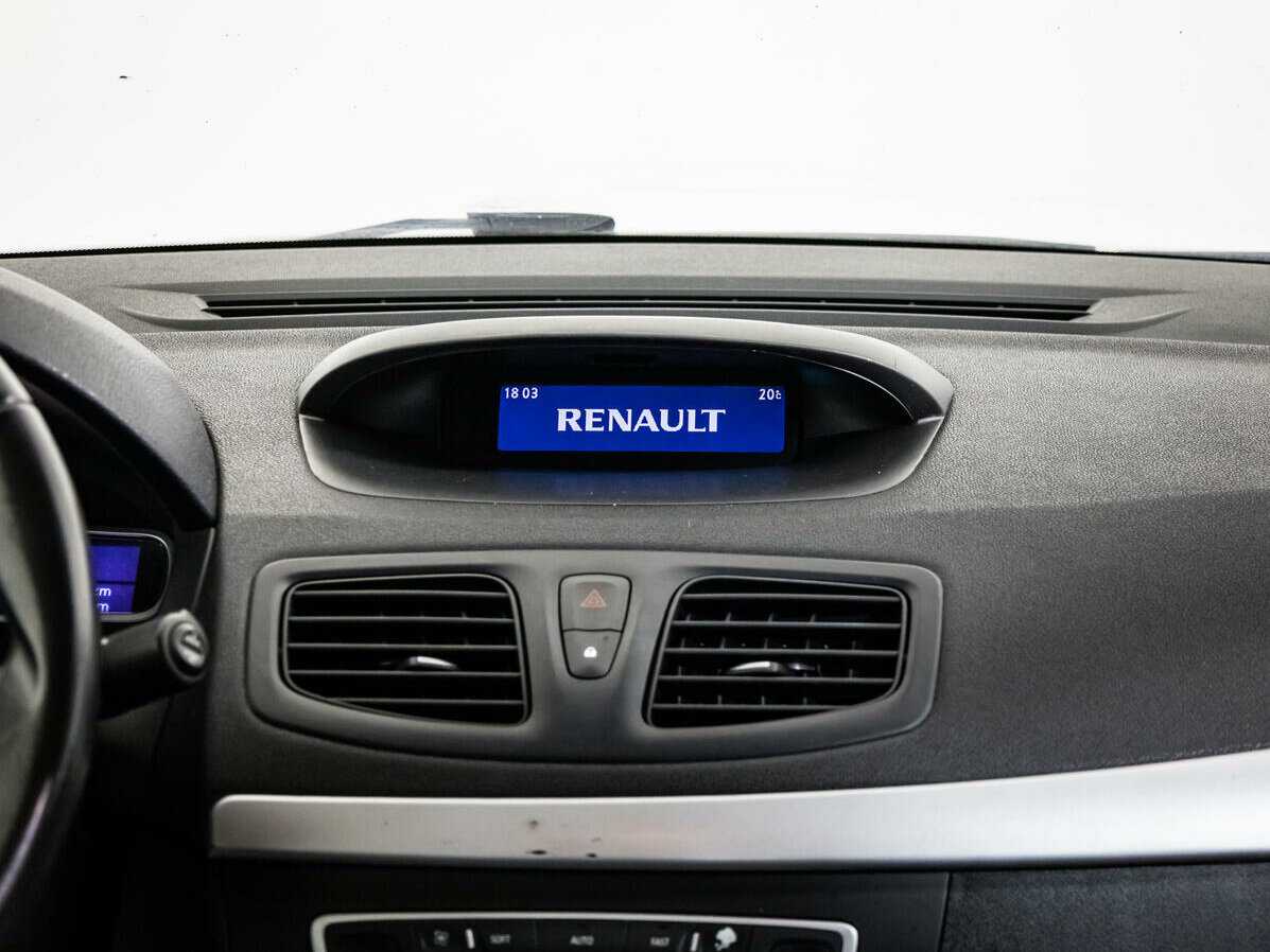 Renault Fluence 2013 года с пробегом. Фото: #13