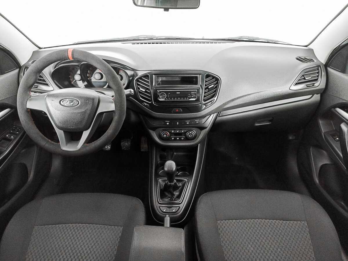 Lada (ВАЗ) Vesta 2018 года с пробегом. Фото: #11