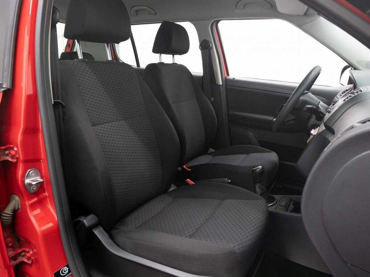 Skoda Fabia 2013 года с пробегом. Фото: #12