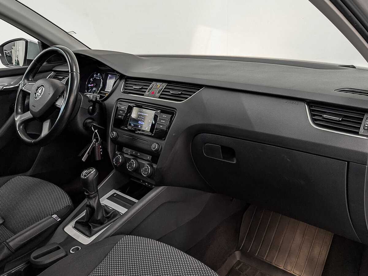 Skoda Octavia 2016 года с пробегом. Фото: #12