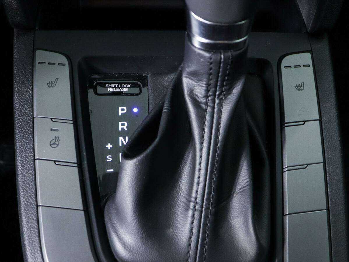 Hyundai Elantra 2020 года с пробегом. Фото: #10