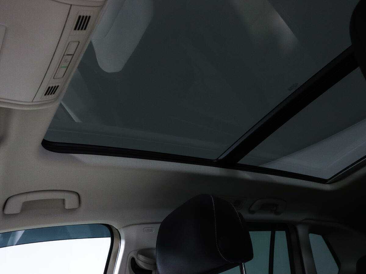 Volkswagen Tiguan 2018 года с пробегом. Фото: #18