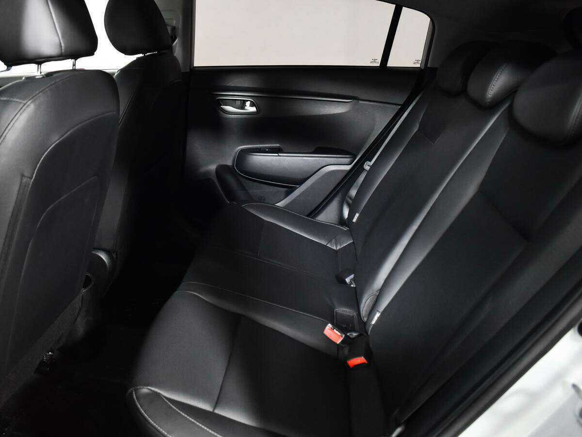 Kia Rio 2021 года с пробегом. Фото: #7