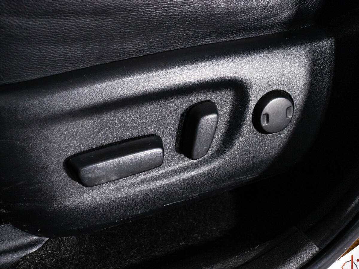 Toyota RAV4 2016 года с пробегом. Фото: #19