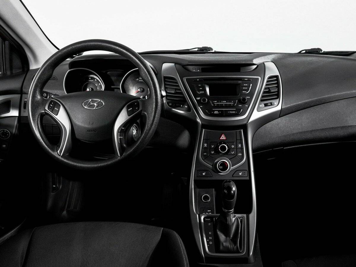 Hyundai Elantra 2015 года с пробегом. Фото: #11