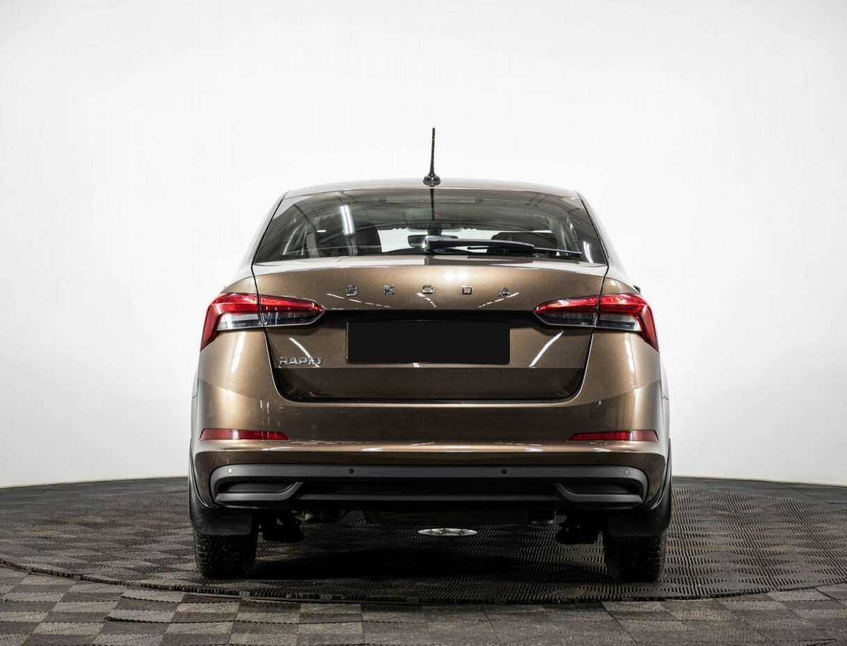 Skoda Rapid 2021 года с пробегом. Фото: #4