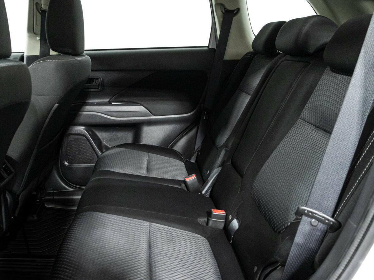 Mitsubishi Outlander 2019 года с пробегом. Фото: #7