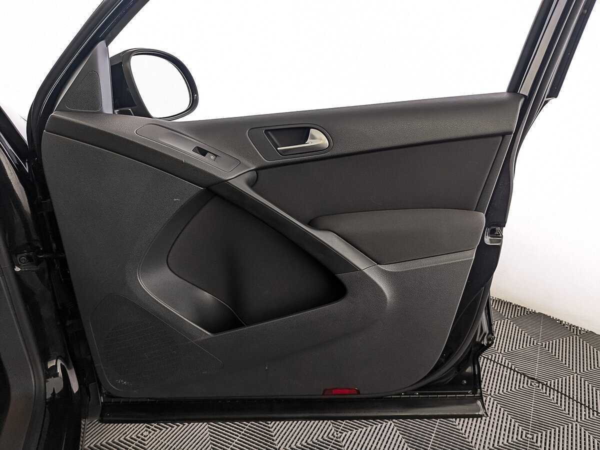 Volkswagen Tiguan 2015 года с пробегом. Фото: #23