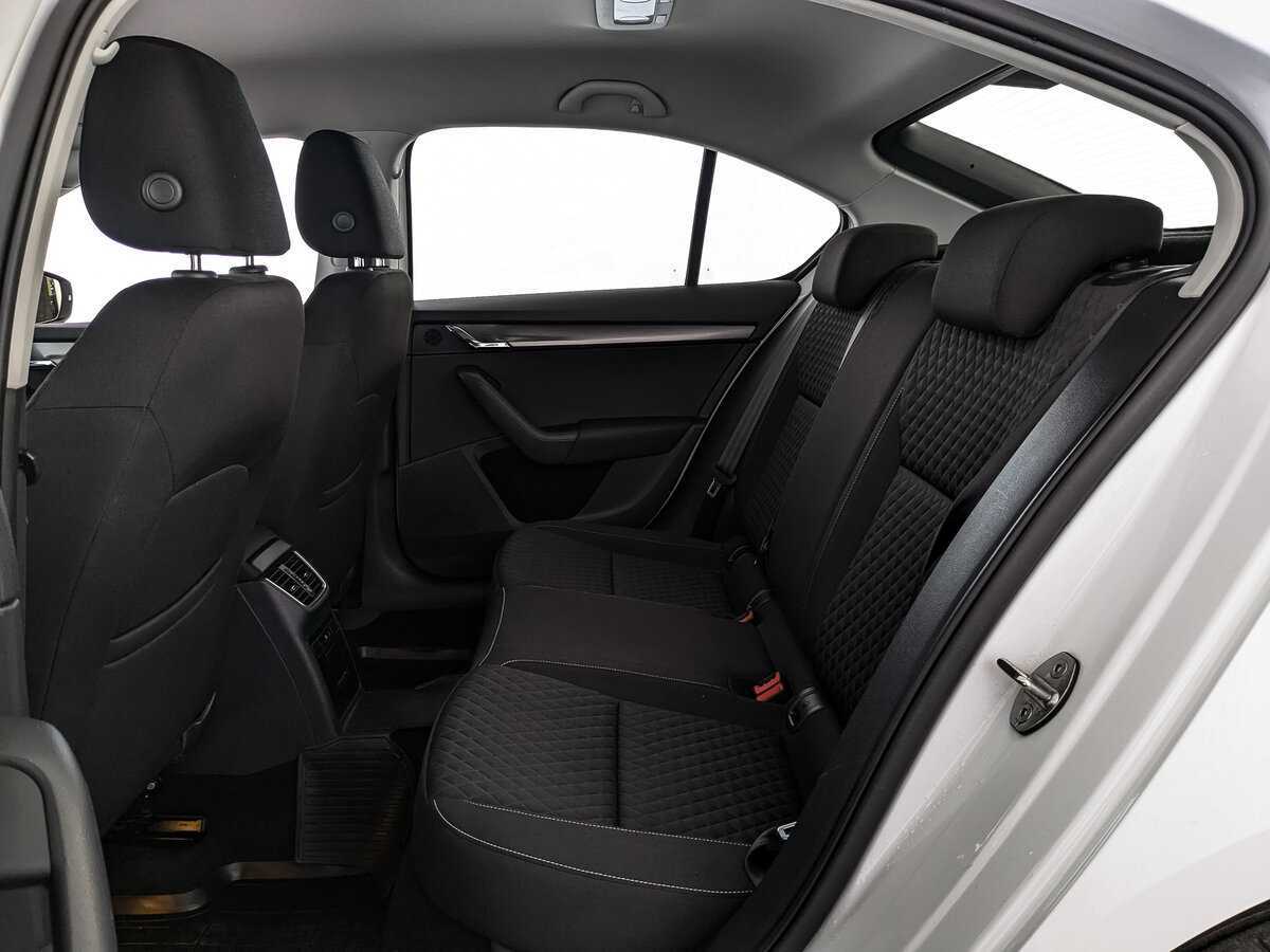 Skoda Octavia 2017 года с пробегом. Фото: #13