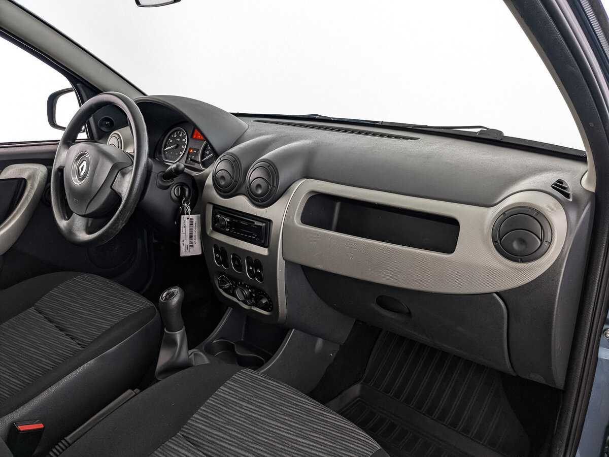 Renault Sandero 2012 года с пробегом. Фото: #8