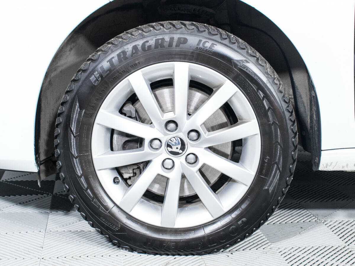 Skoda Rapid 2021 года с пробегом. Фото: #16