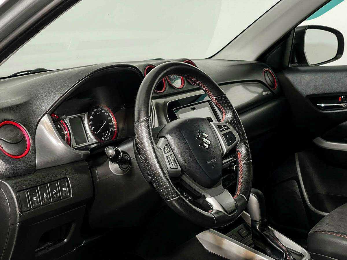 Suzuki Vitara 2017 года с пробегом. Фото: #11