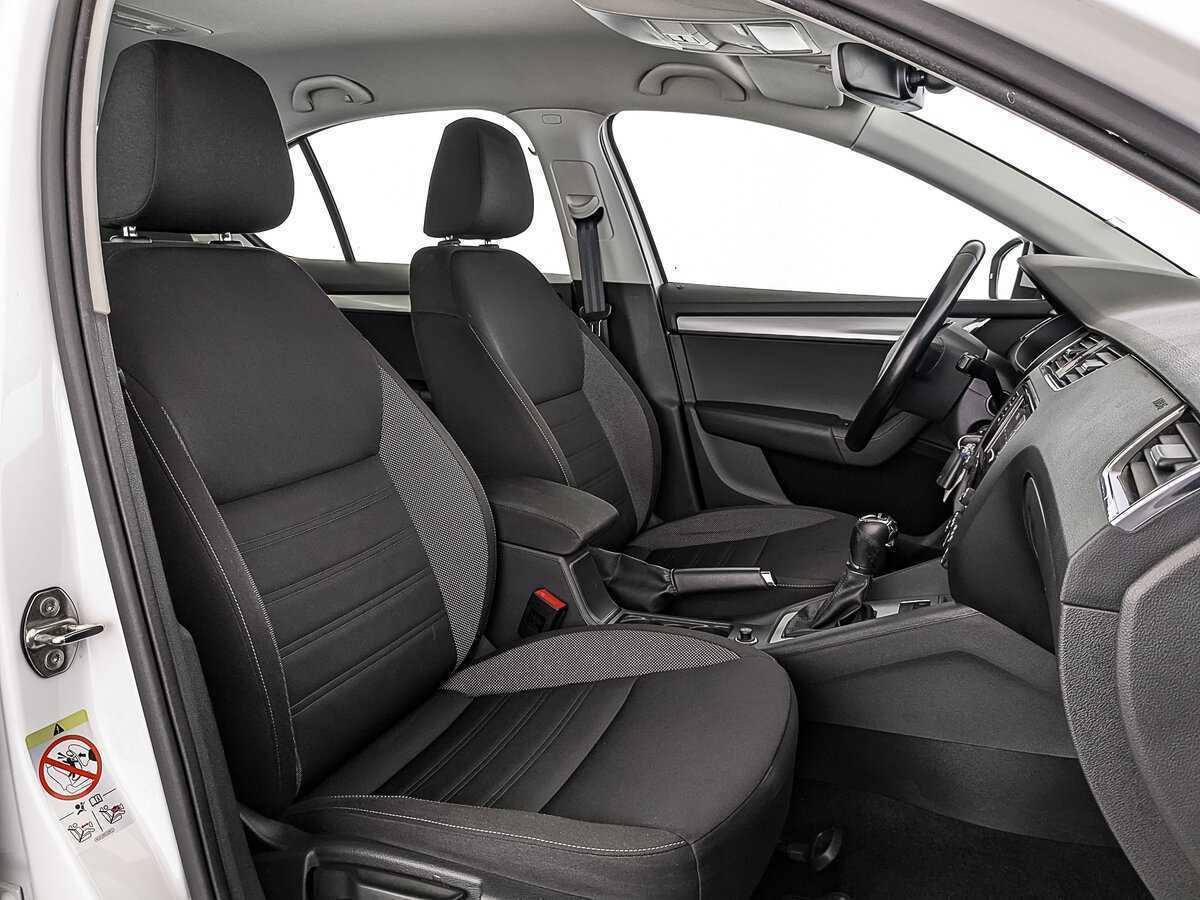 Skoda Octavia 2019 года с пробегом. Фото: #22