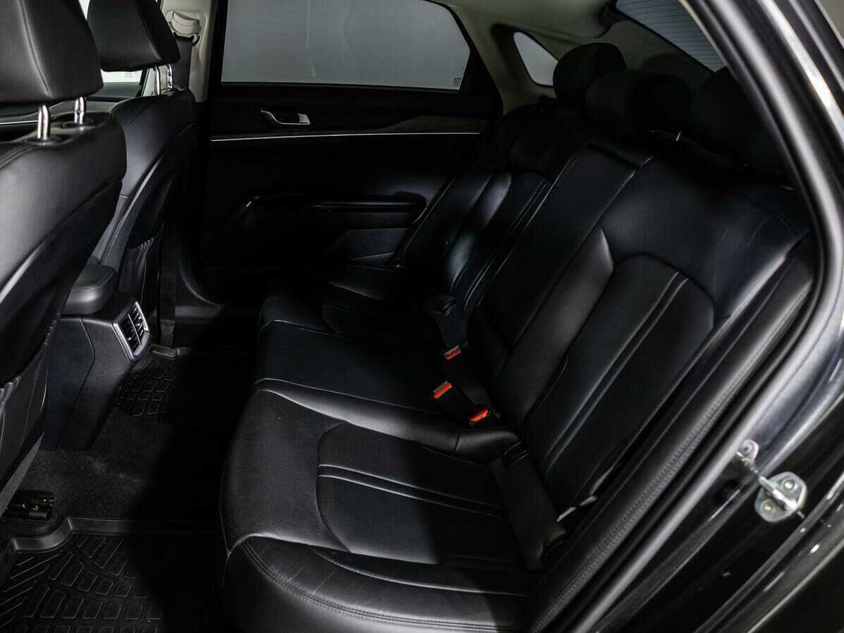 Kia K5 2020 года с пробегом. Фото: #7