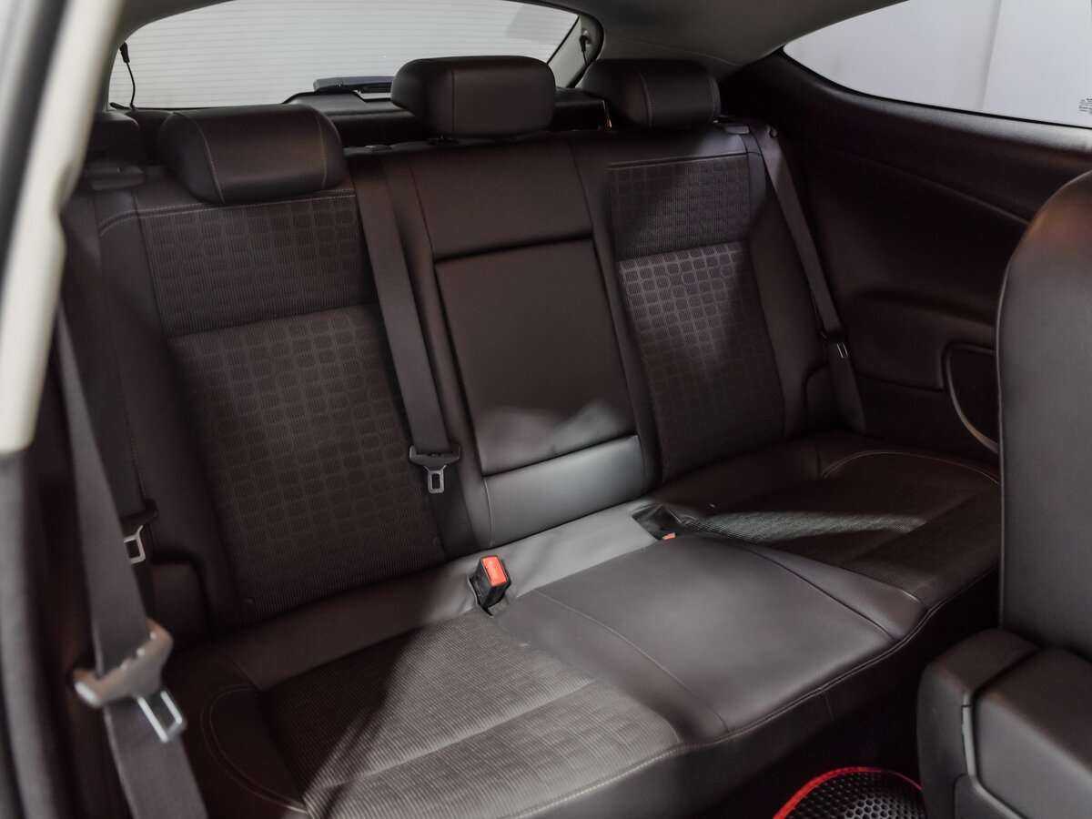 Opel Astra 2013 года с пробегом. Фото: #9