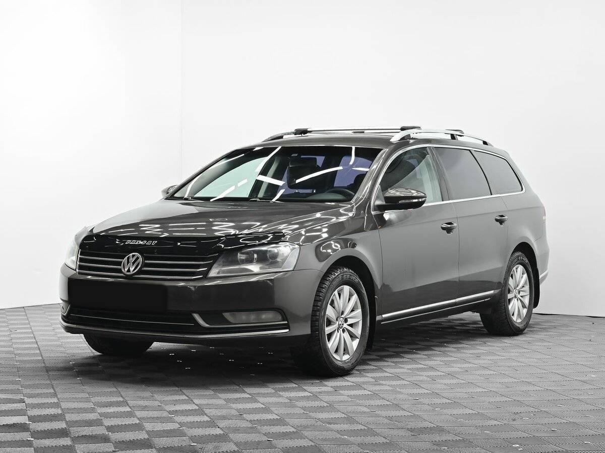 Volkswagen Passat 2012 года с пробегом. Фото: #0