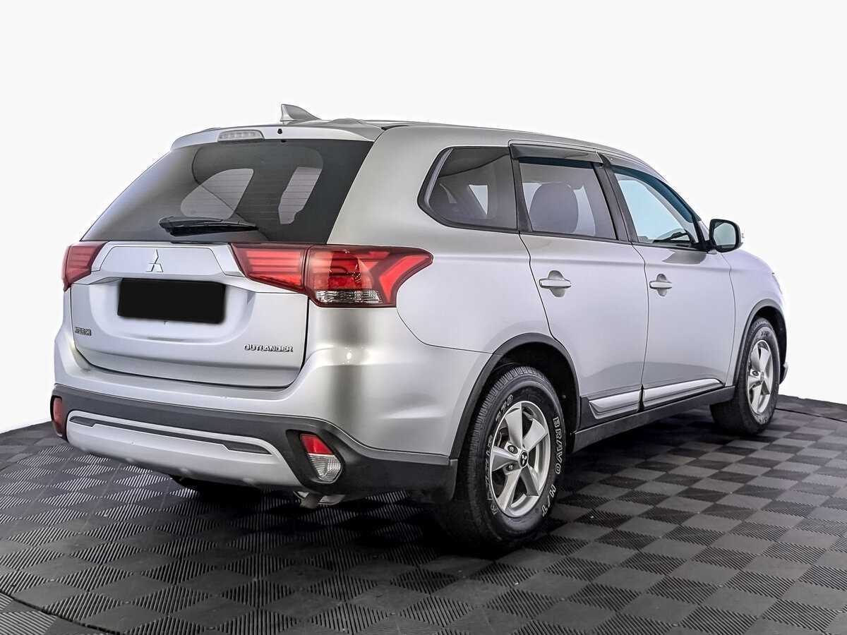 Mitsubishi Outlander 2019 года с пробегом. Фото: #4