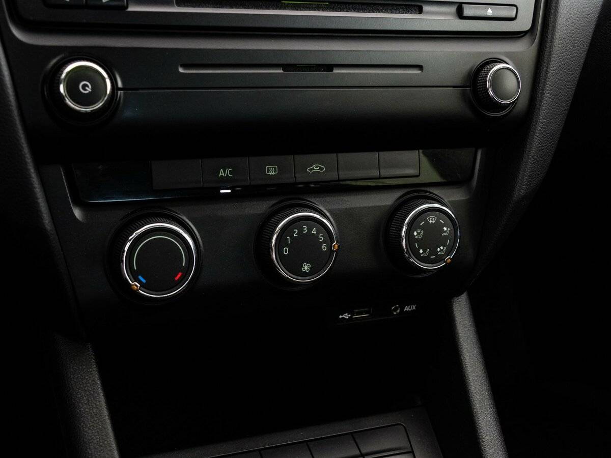 Skoda Octavia 2013 года с пробегом. Фото: #13