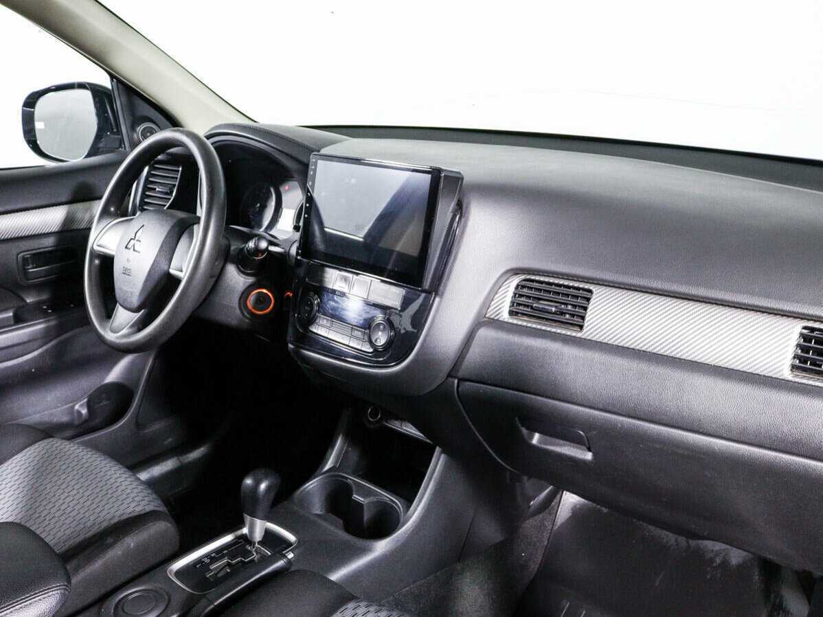 Mitsubishi Outlander 2015 года с пробегом. Фото: #6