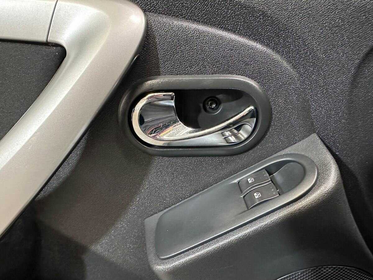 Nissan Terrano 2014 года с пробегом. Фото: #12