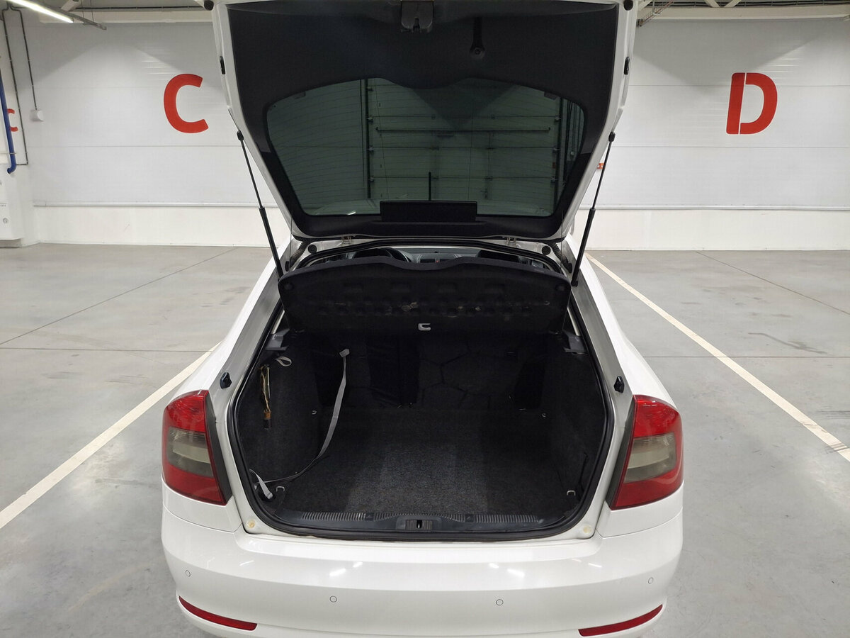 Skoda Octavia 2012 года с пробегом. Фото: #9