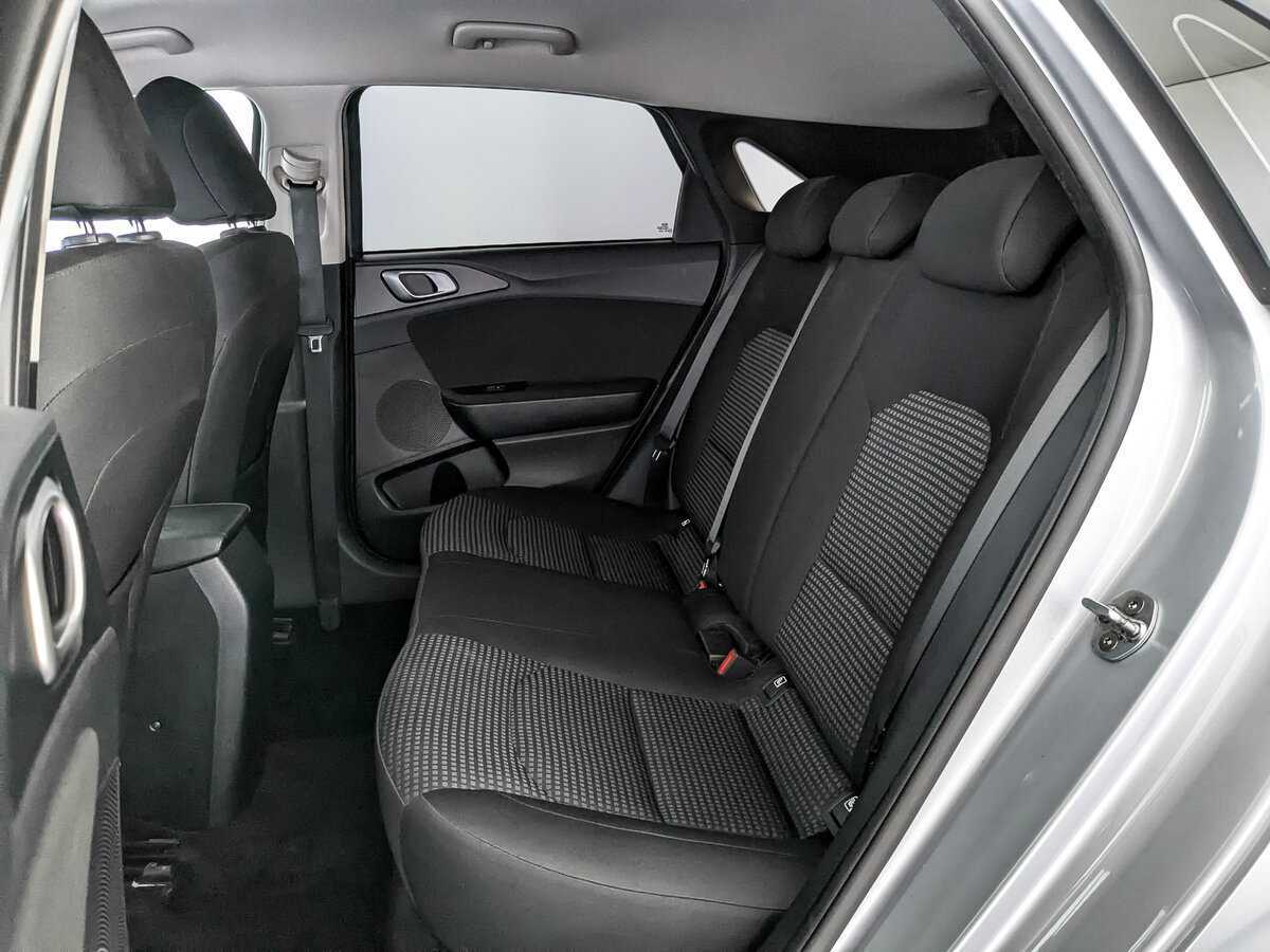 Kia Ceed 2020 года с пробегом. Фото: #12