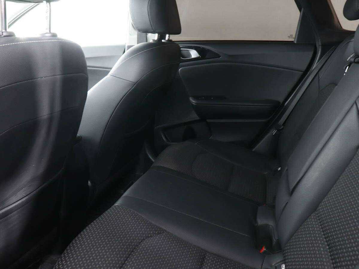 Kia Ceed 2019 года с пробегом. Фото: #12