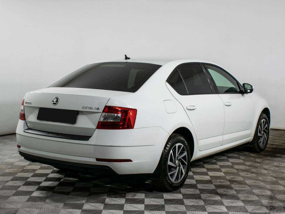Skoda Octavia 2020 года с пробегом. Фото: #3
