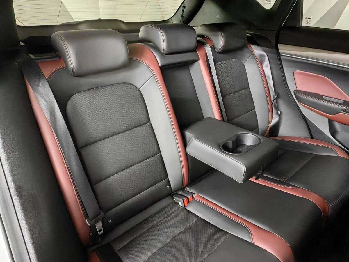 Geely Coolray 2020 года с пробегом. Фото: #12