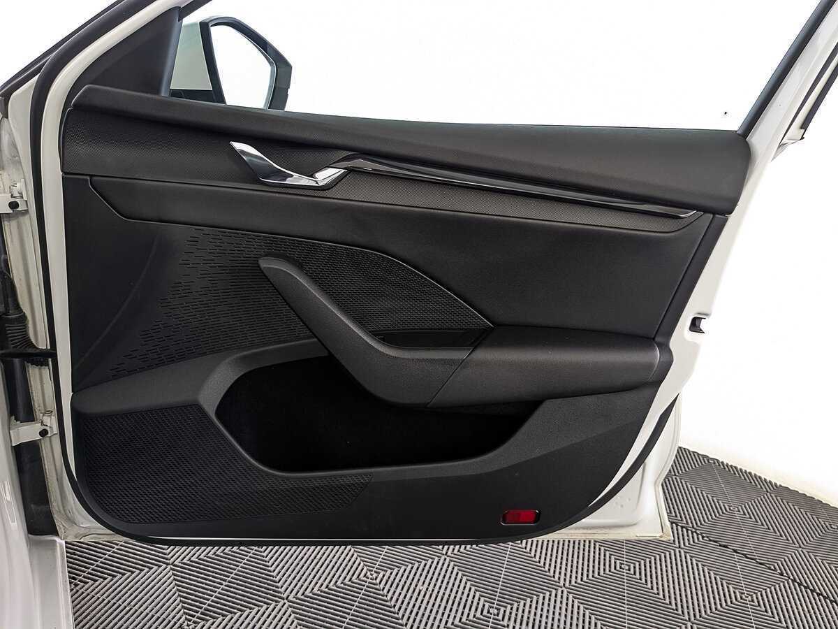 Skoda Octavia 2021 года с пробегом. Фото: #23