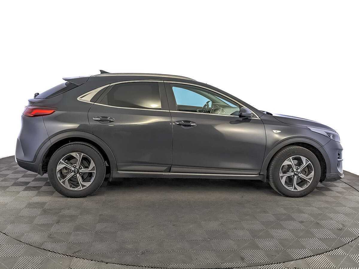 Kia XCeed 2021 года с пробегом. Фото: #3