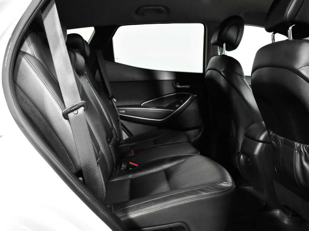 Hyundai Santa Fe 2015 года с пробегом. Фото: #9