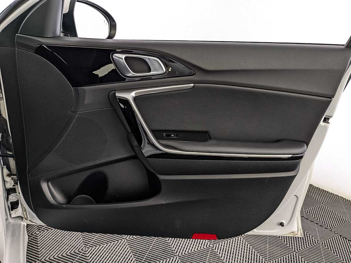 Kia Ceed 2021 года с пробегом. Фото: #23