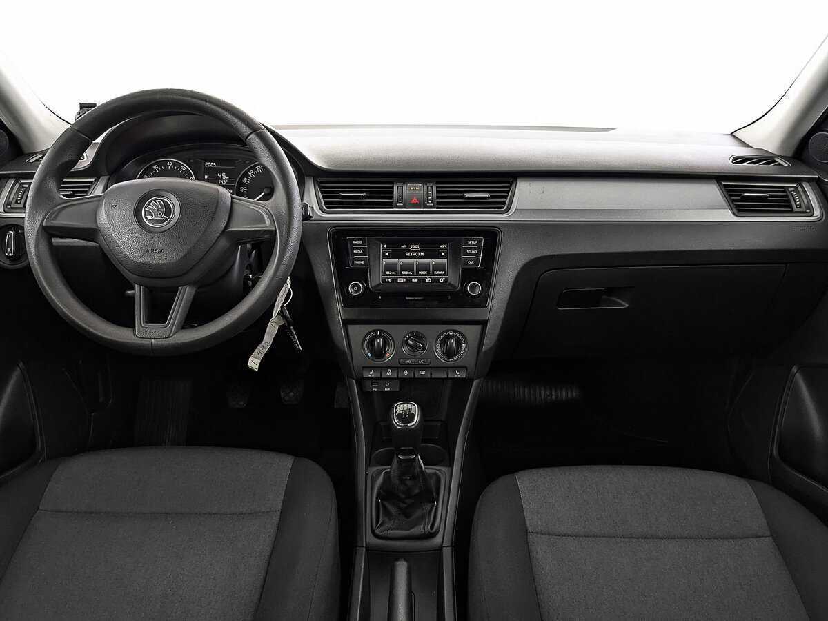 Skoda Rapid 2017 года с пробегом. Фото: #13