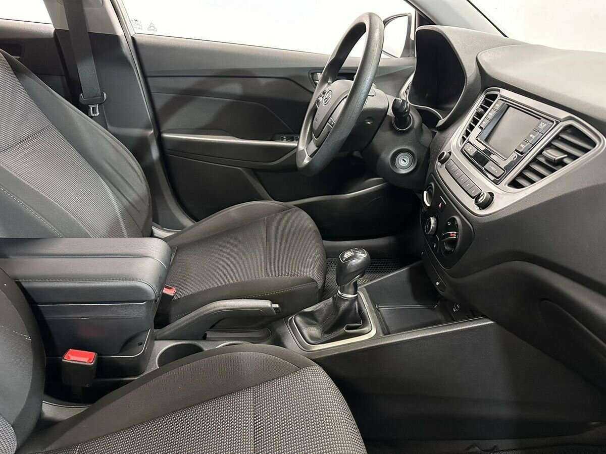 Hyundai Solaris 2019 года с пробегом. Фото: #8