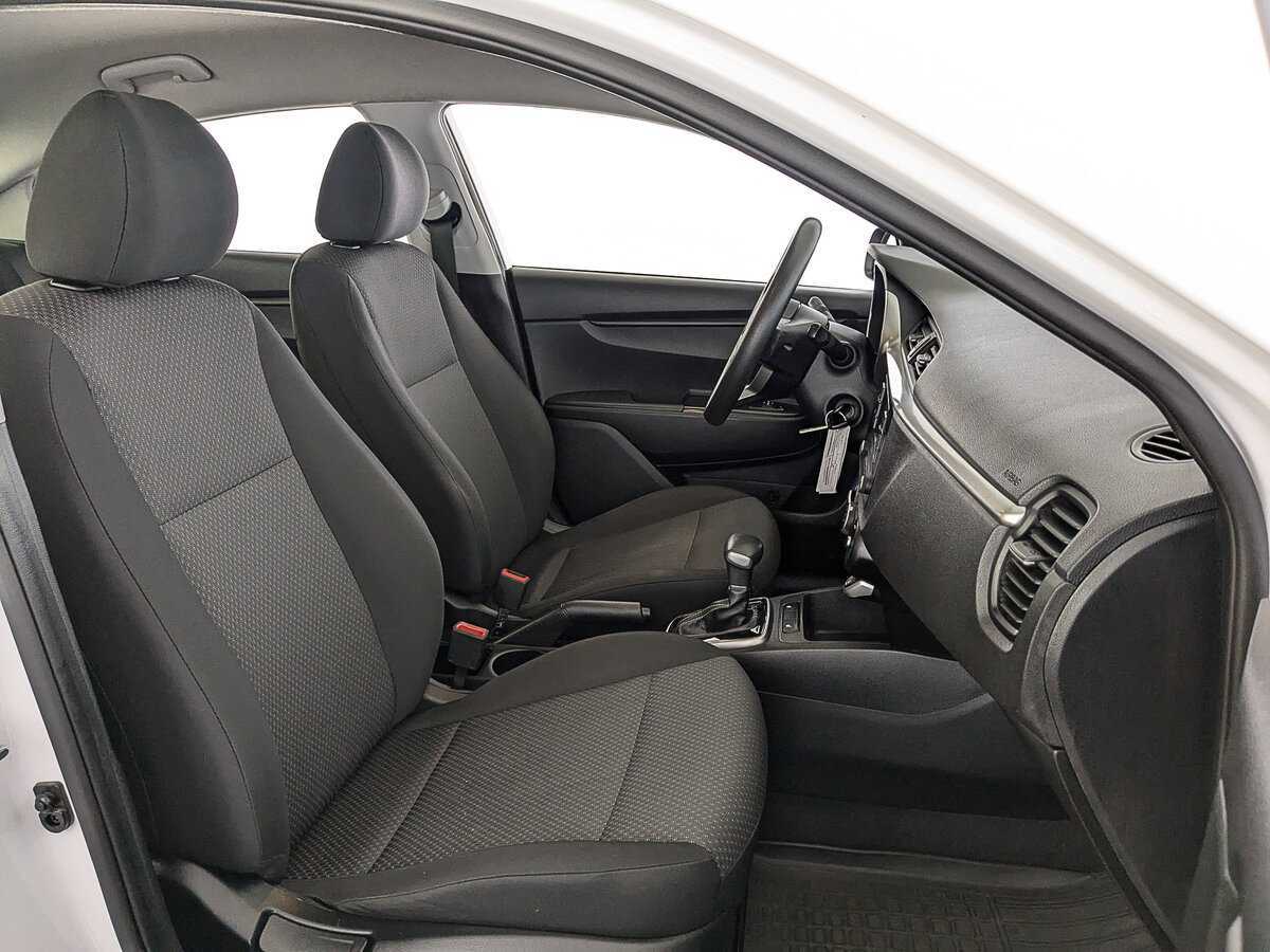 Kia Rio 2021 года с пробегом. Фото: #20