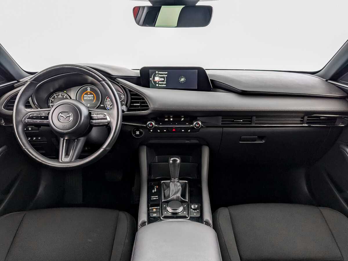 Mazda 3 2019 года с пробегом. Фото: #11