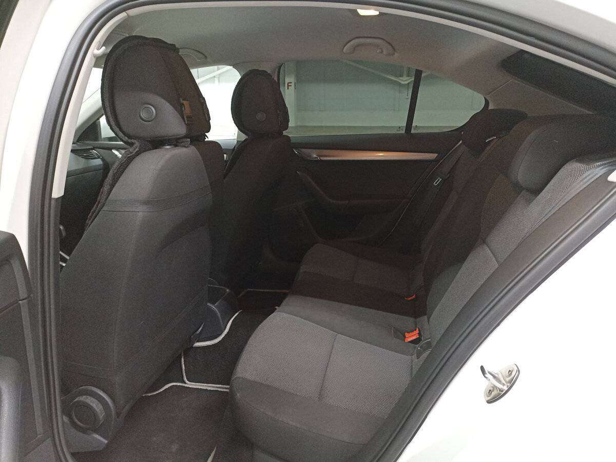 Skoda Octavia 2013 года с пробегом. Фото: #11