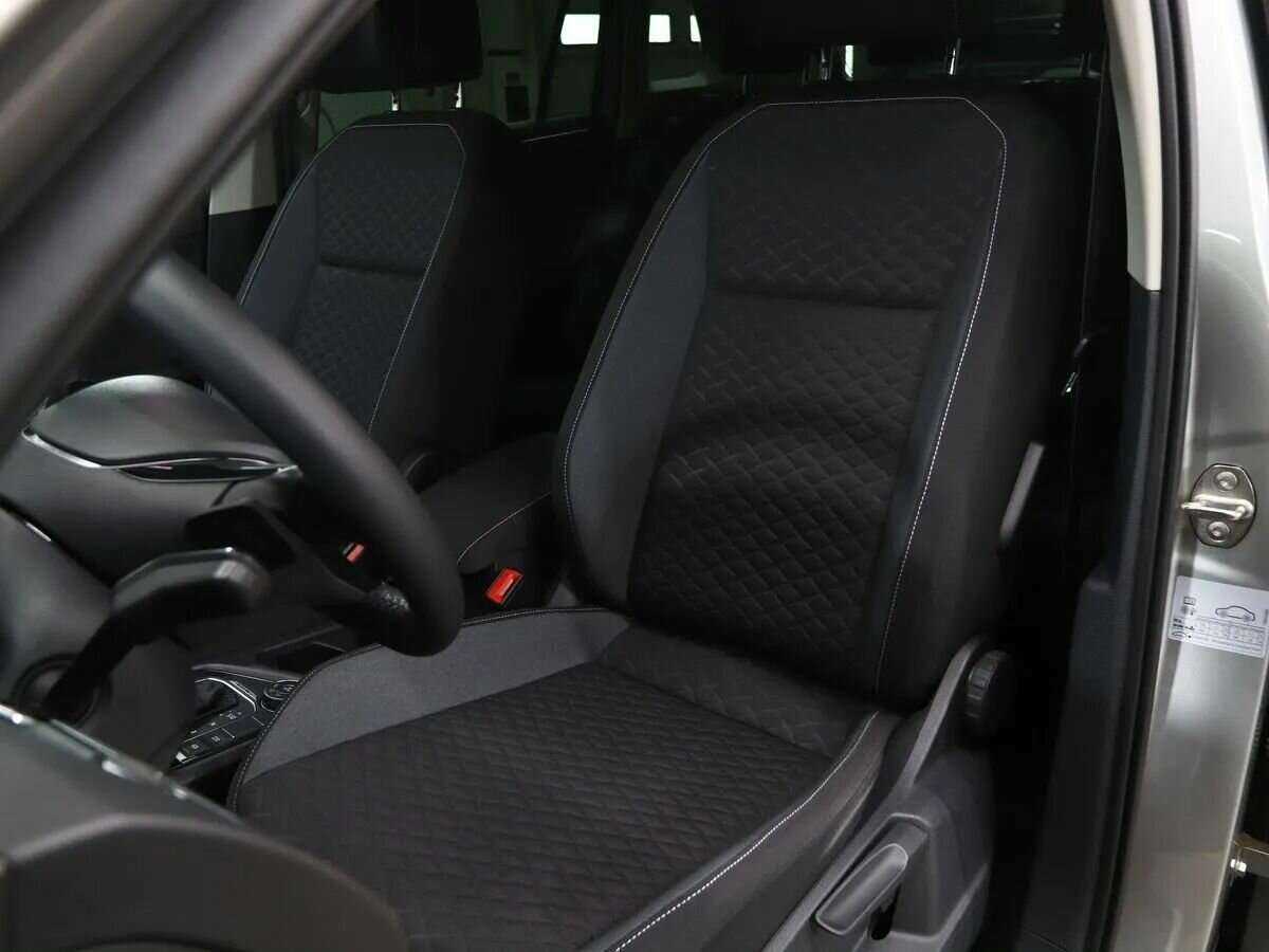 Volkswagen Tiguan 2018 года с пробегом. Фото: #9