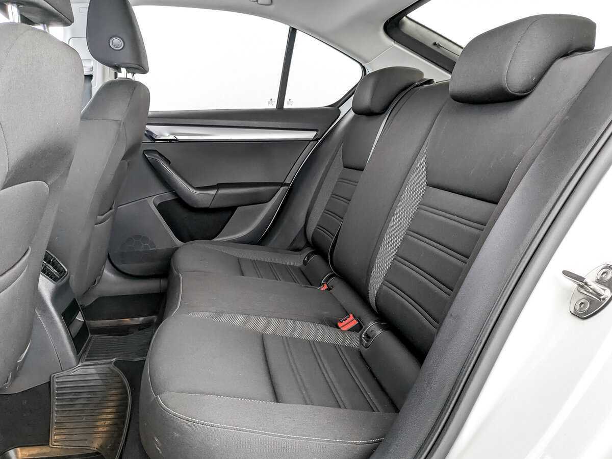 Skoda Octavia 2018 года с пробегом. Фото: #11