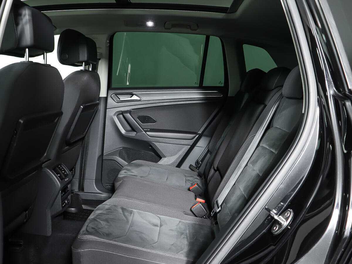 Volkswagen Tiguan 2018 года с пробегом. Фото: #9