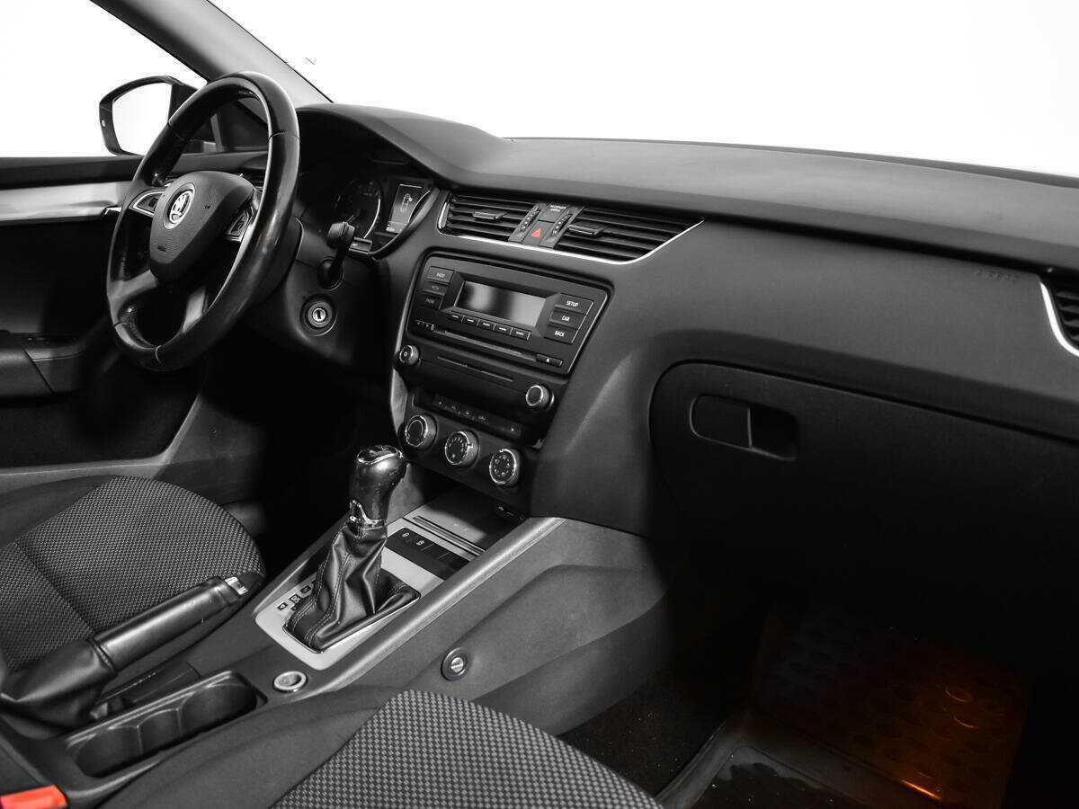 Skoda Octavia 2013 года с пробегом. Фото: #6
