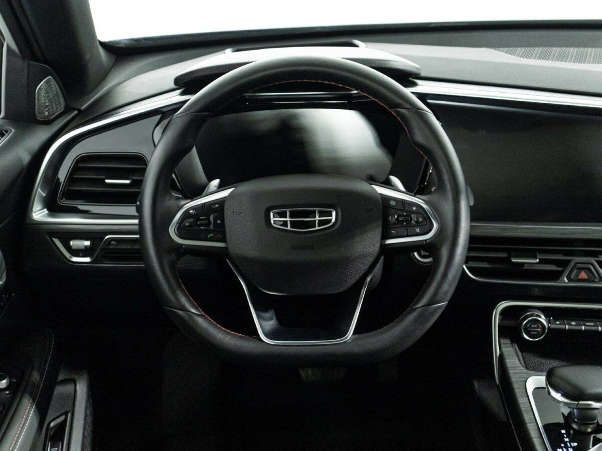 Geely Tugella 2022 года с пробегом. Фото: #25