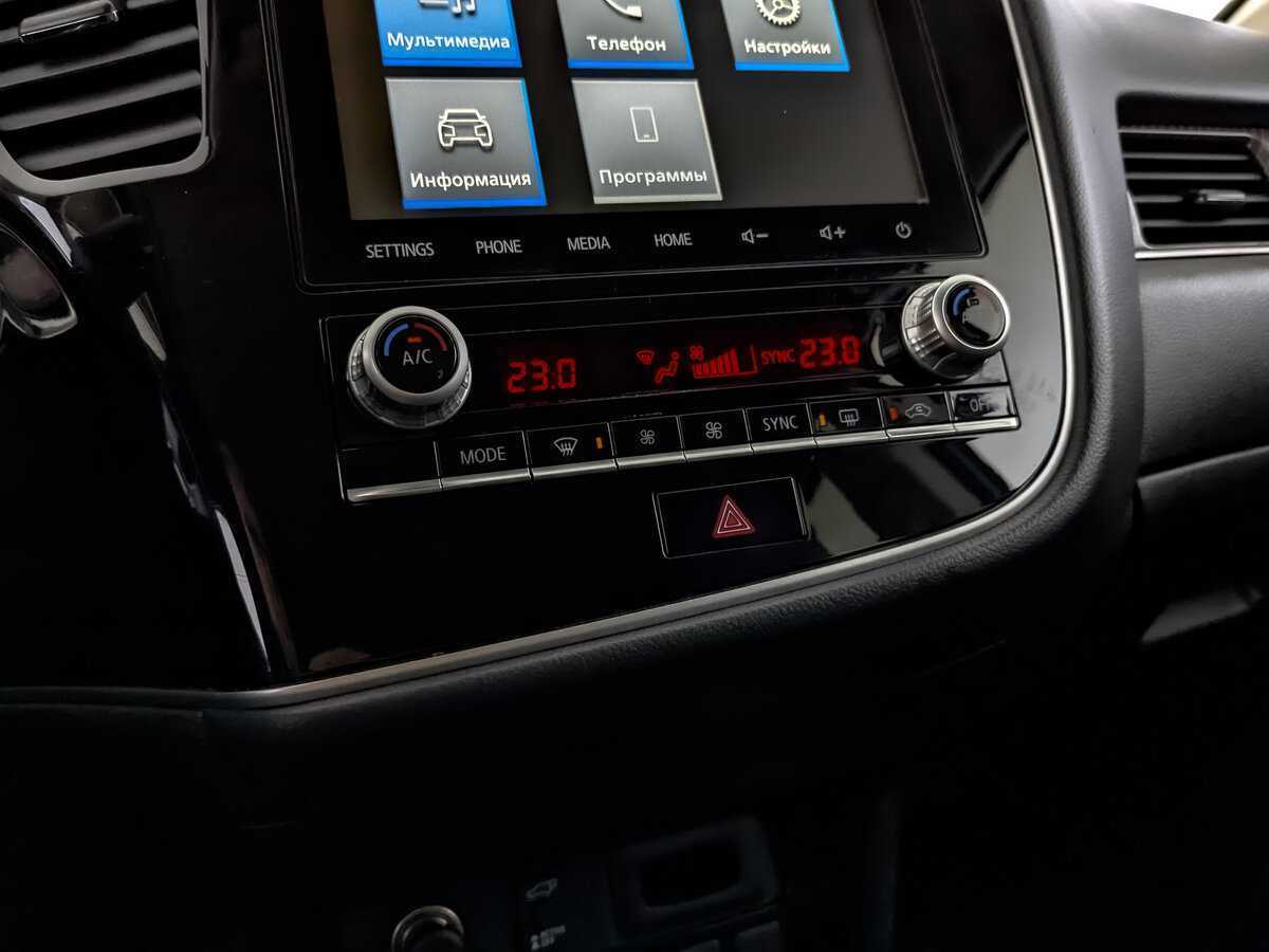 Mitsubishi Outlander 2021 года с пробегом. Фото: #23