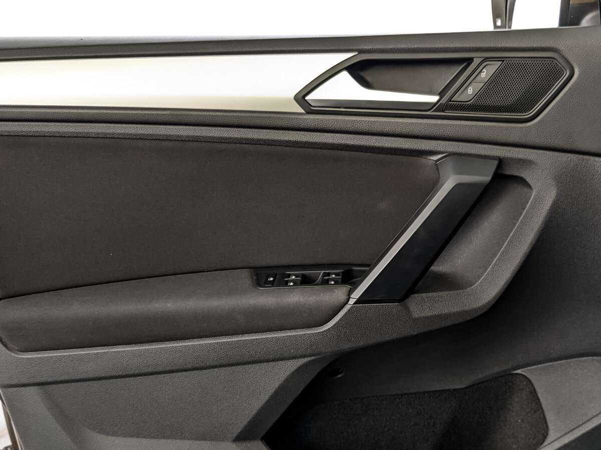 Volkswagen Tiguan 2020 года с пробегом. Фото: #17